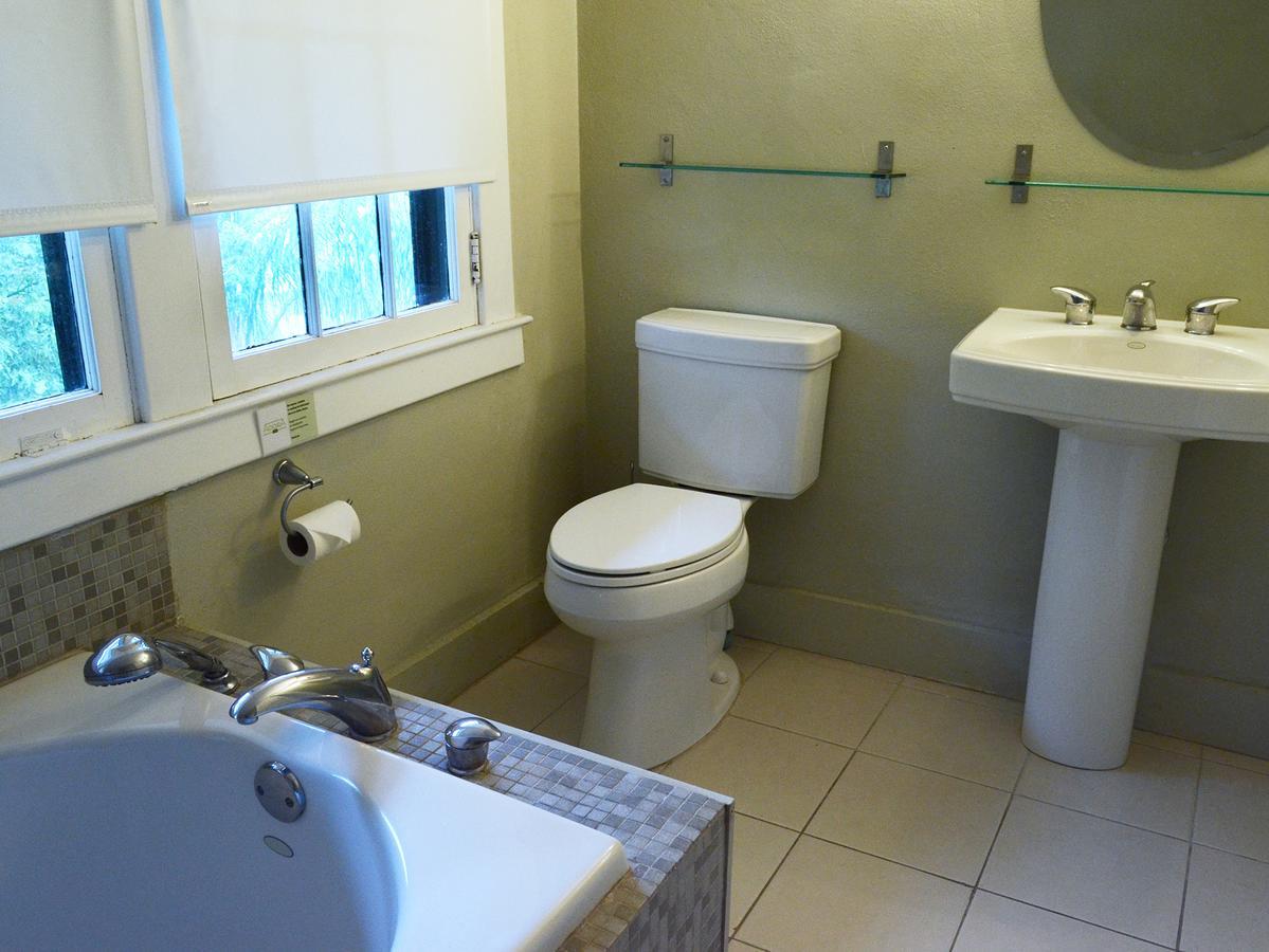 Adora Inn Mount Dora Luaran gambar