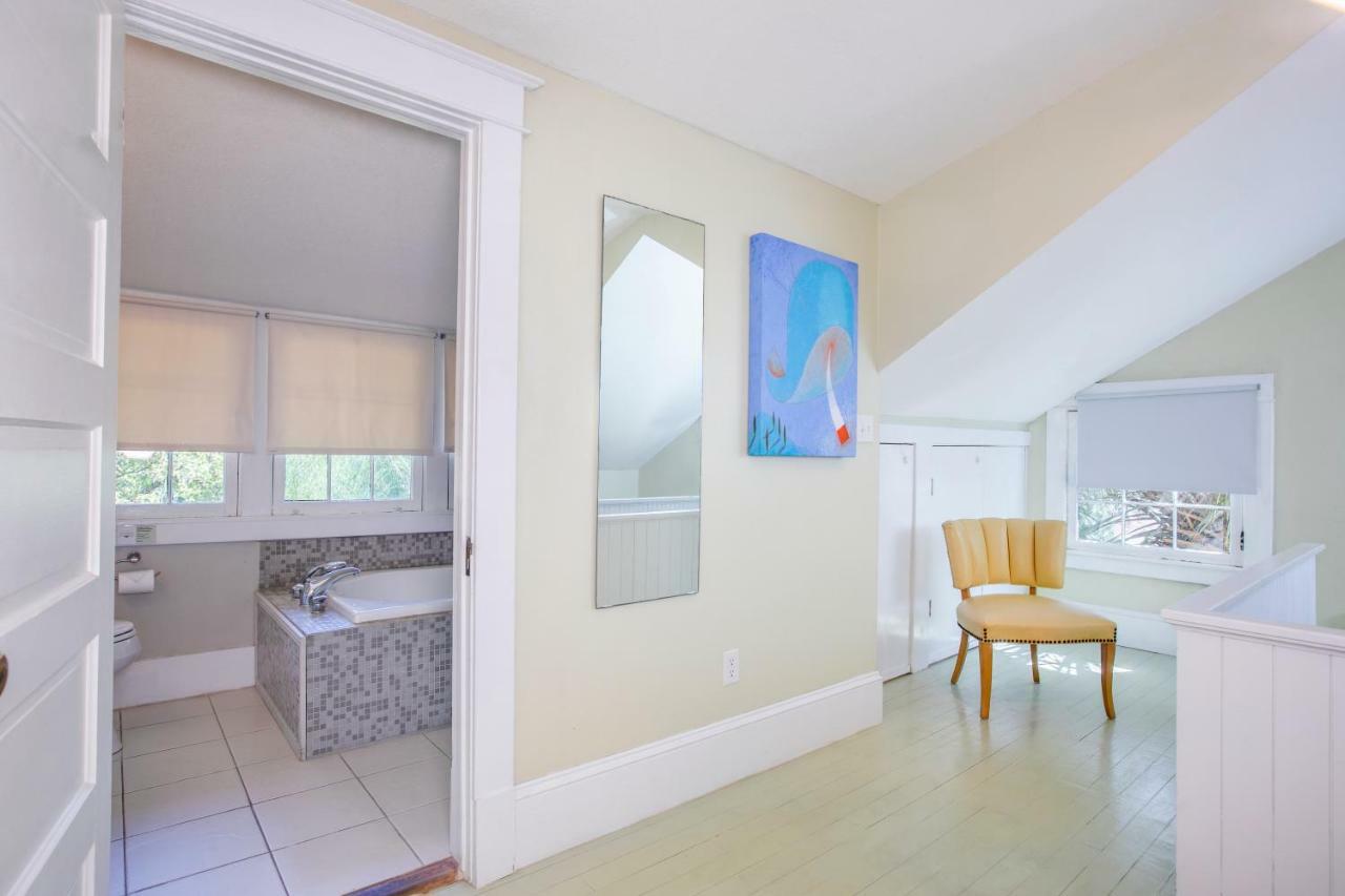 Adora Inn Mount Dora Luaran gambar