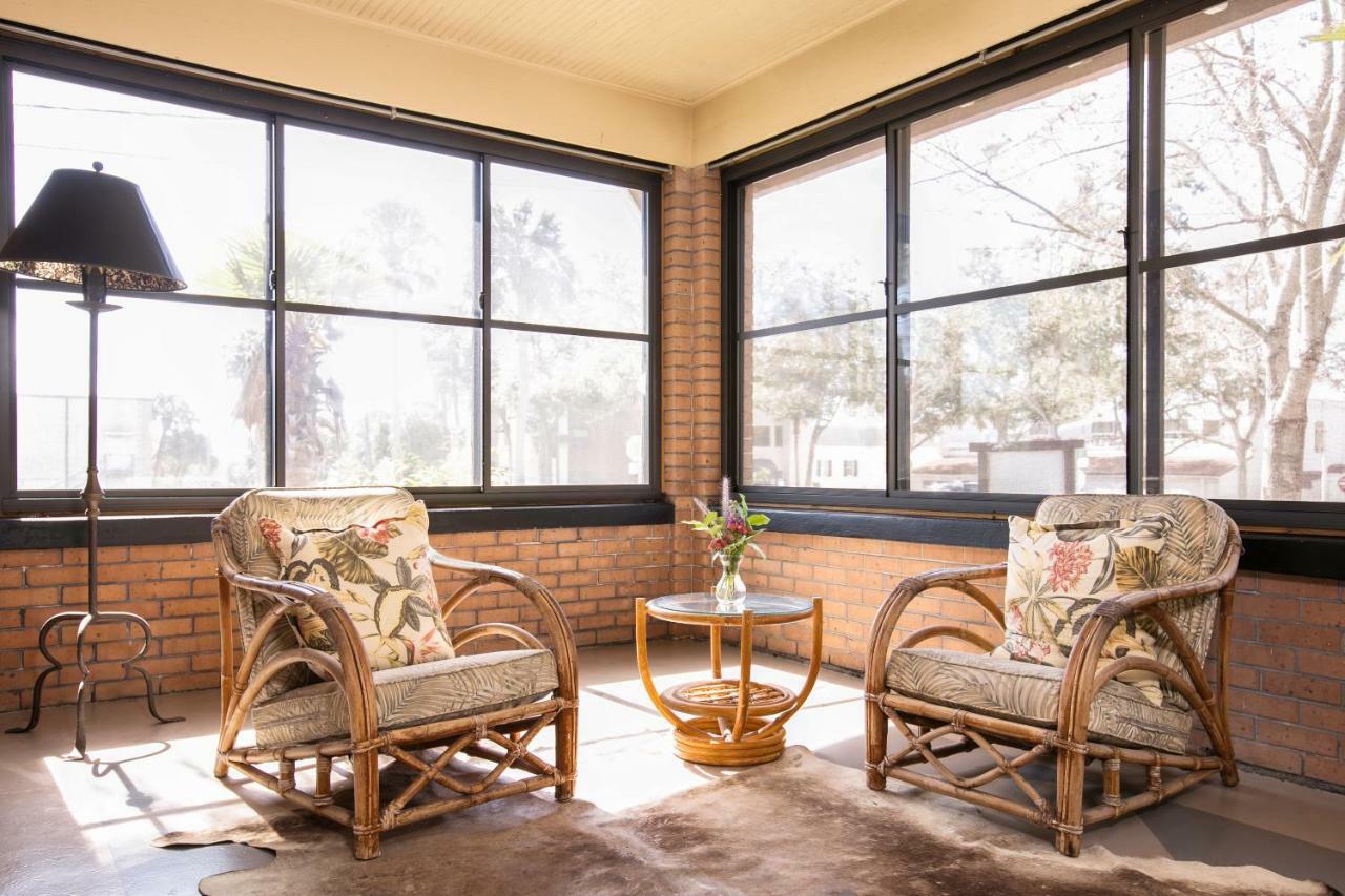 Adora Inn Mount Dora Luaran gambar